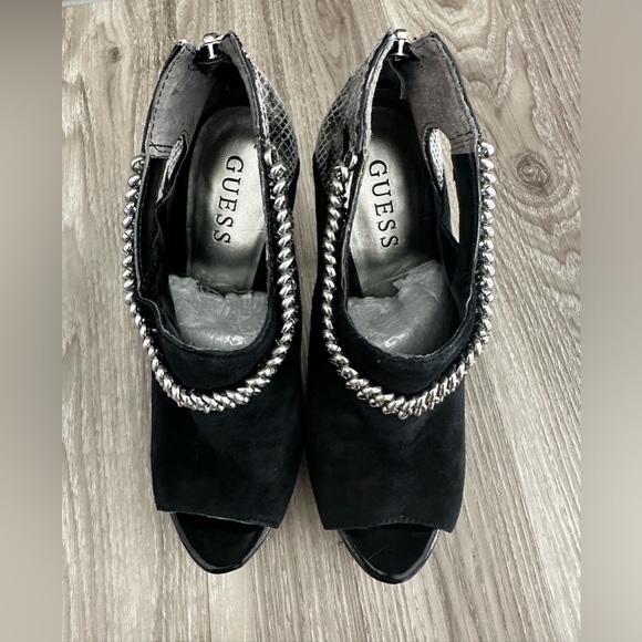 GUESS SUEDE SNAKE PRINT BOOTIES - Picture 4 of 10